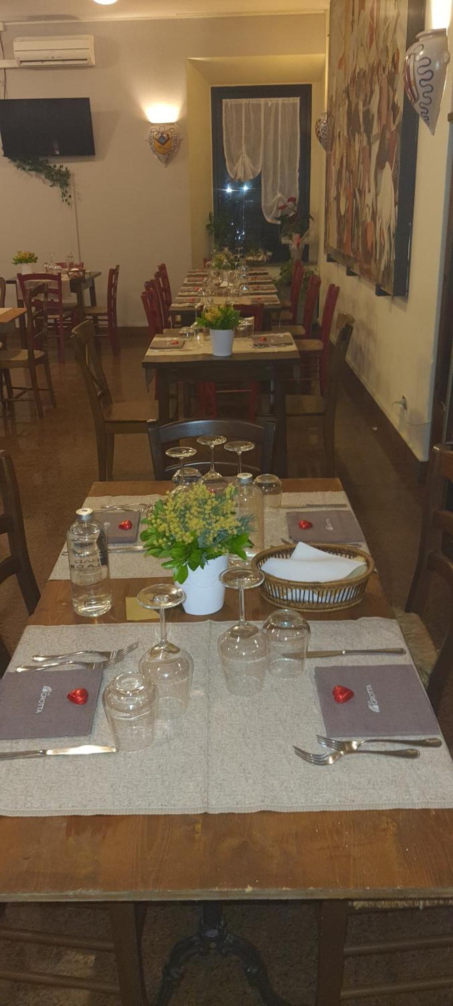 Hotel La Grotta San Michele Montevettolini Esterno foto