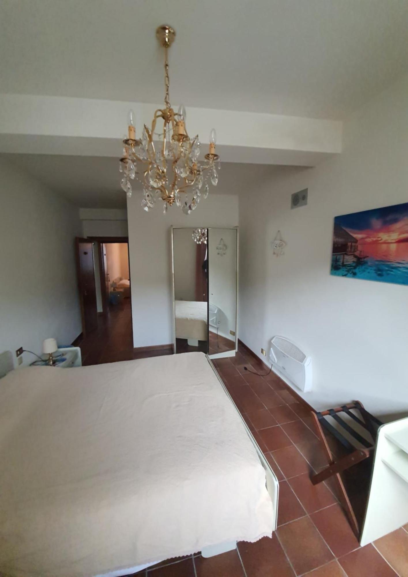 Hotel La Grotta San Michele Montevettolini Esterno foto