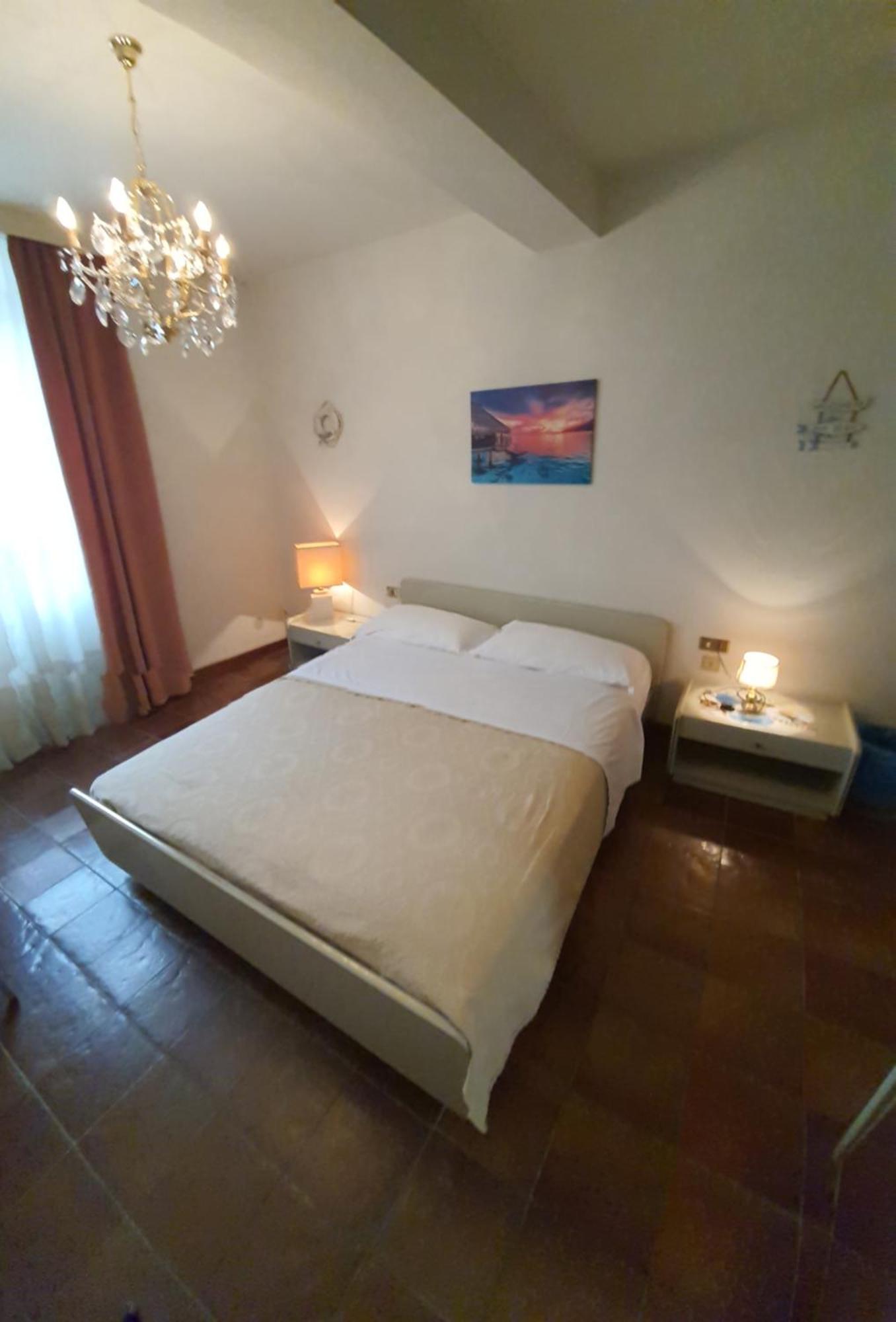 Hotel La Grotta San Michele Montevettolini Esterno foto