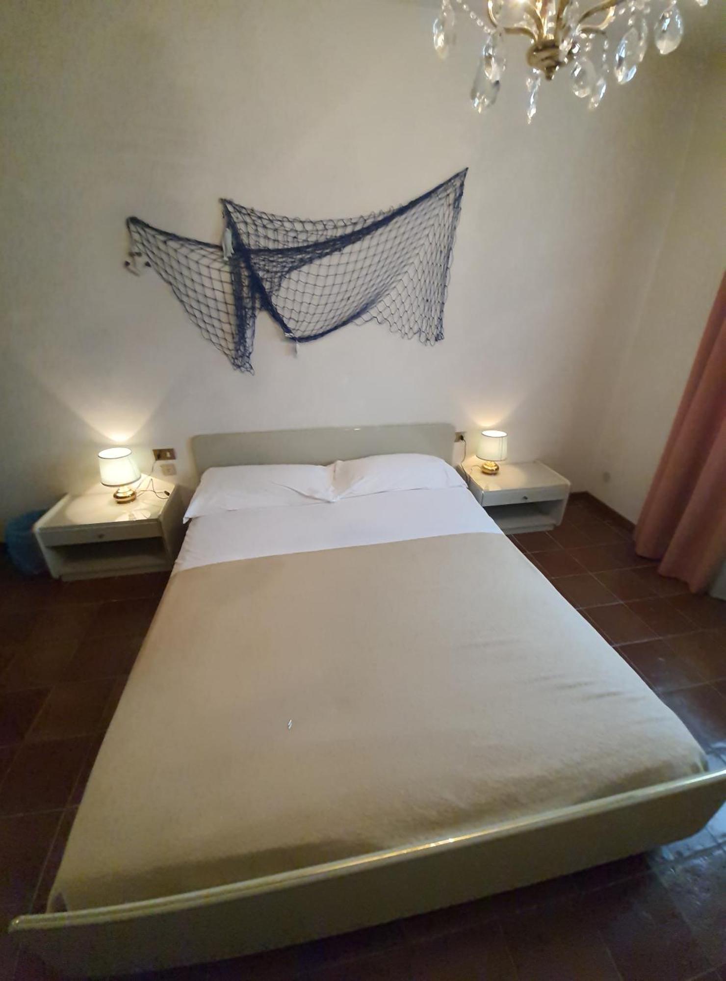Hotel La Grotta San Michele Montevettolini Esterno foto